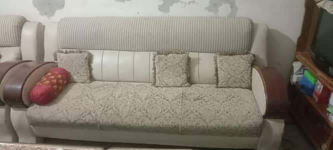 5 seater sofa set for sell good condition