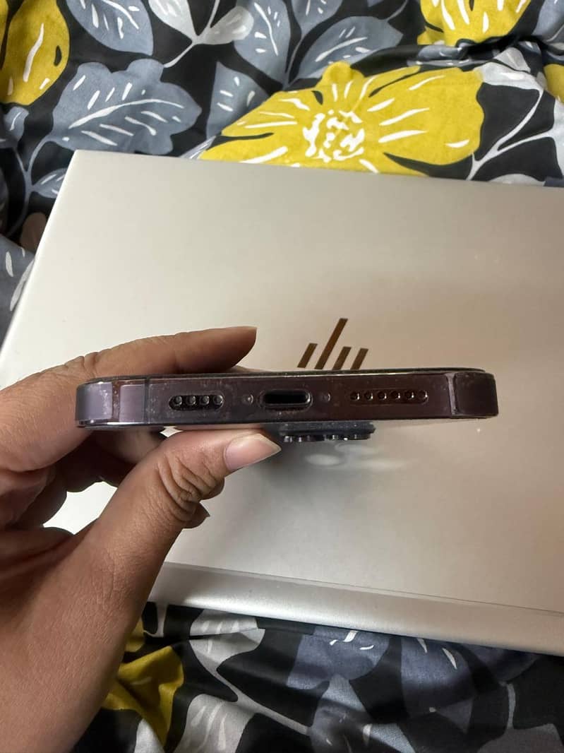 iphone 14 pro max 4