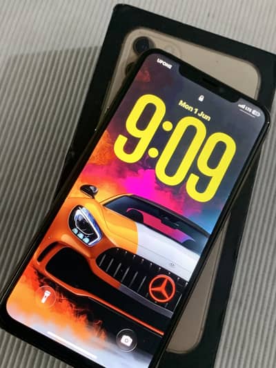 IPhone 11 Pro Max 256gb pta approved with box