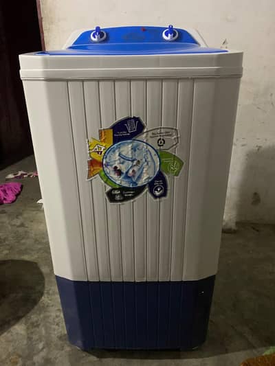 Super one Asia spinner dryer urgent sale 1 month used only