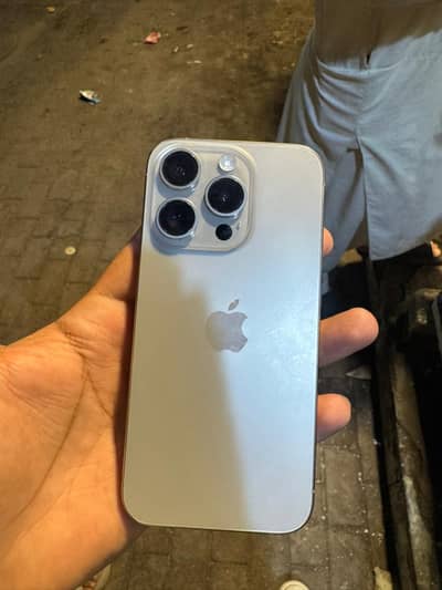 Apple iPhone 15 Pro