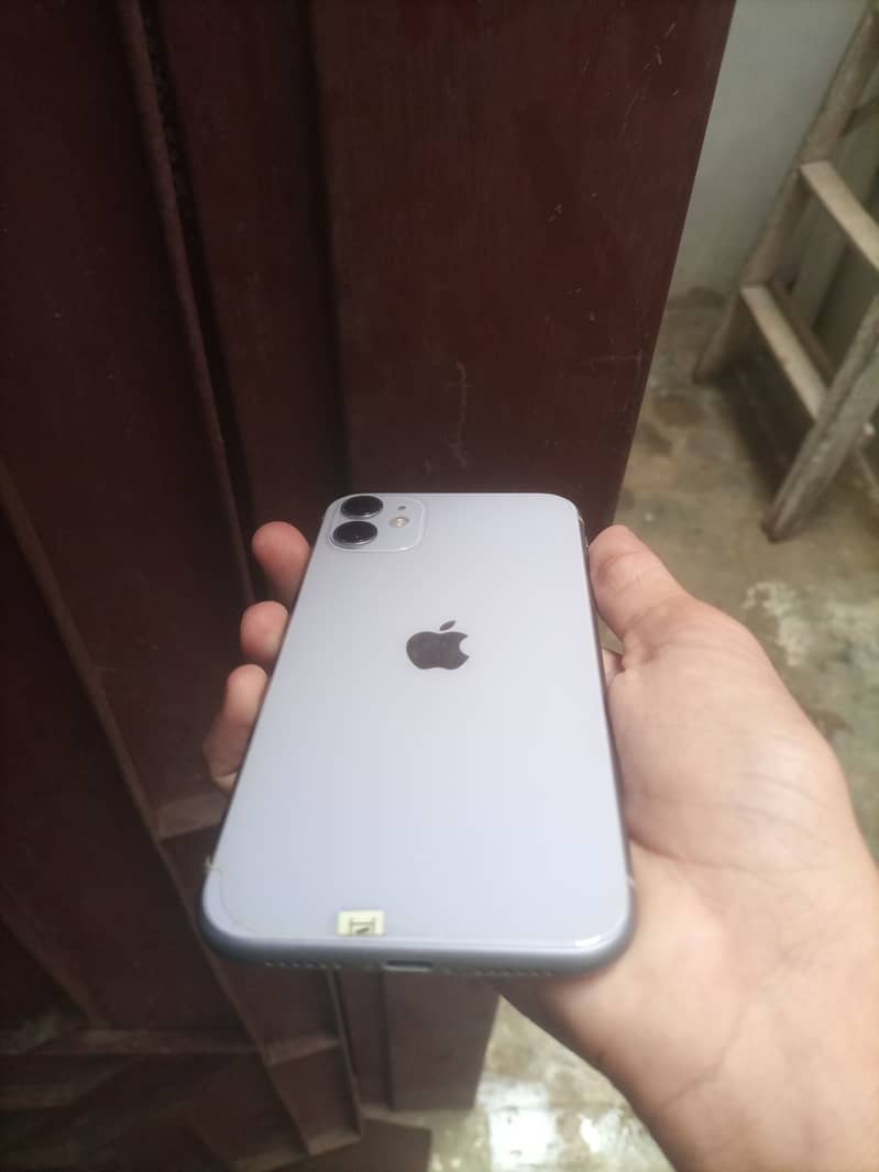 Apple iPhone 11 2