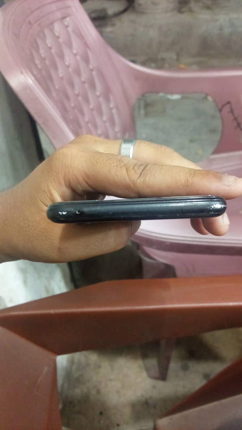 Google Pixel 3 5