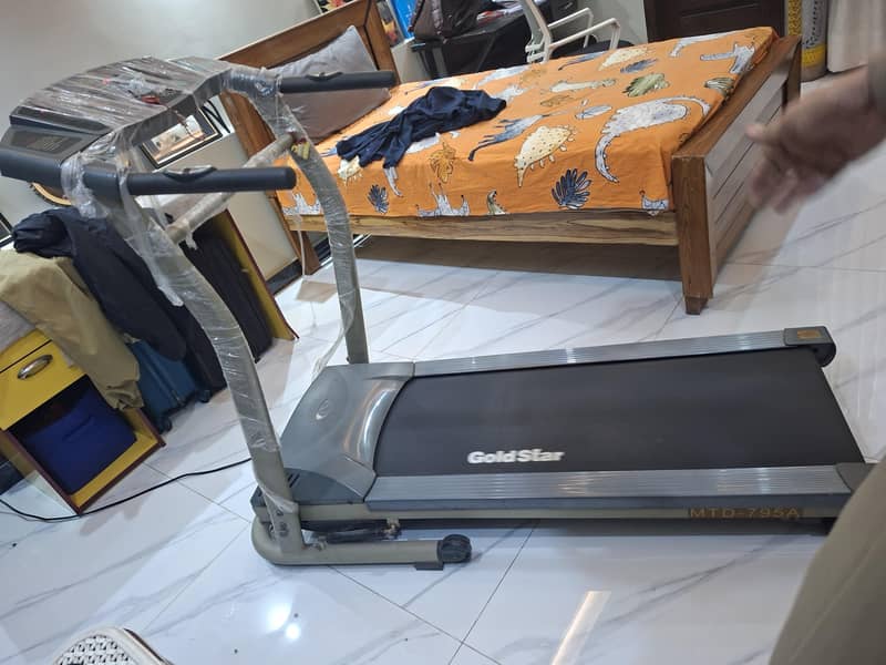 treadmill machine 4