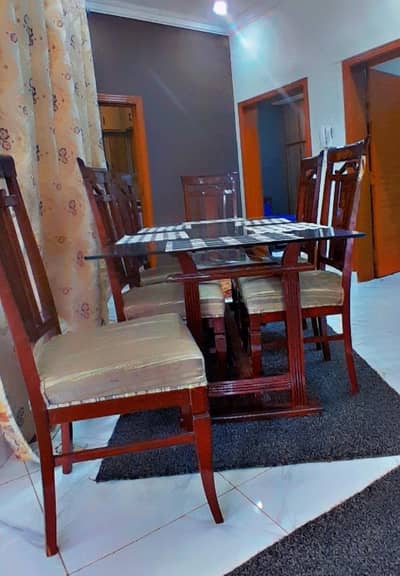 Dinning table with 6 chairs
