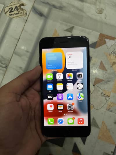 i phone 7 plus 256 Gb battery or panel change hai lakin acha lagwaya h