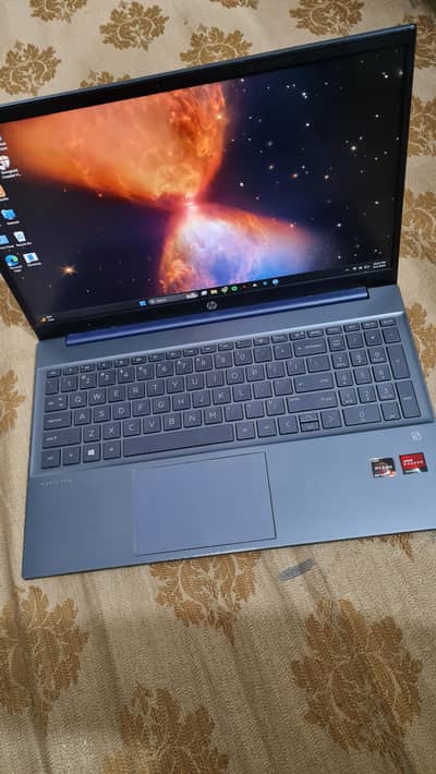 AMD RYZEN 5 4500 U - 512 GB ROM - 16 GB RAM - 512 GB Graphics card