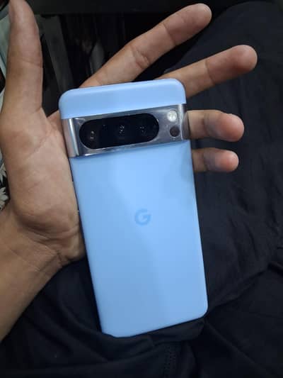 Google Pixel 8 Pro