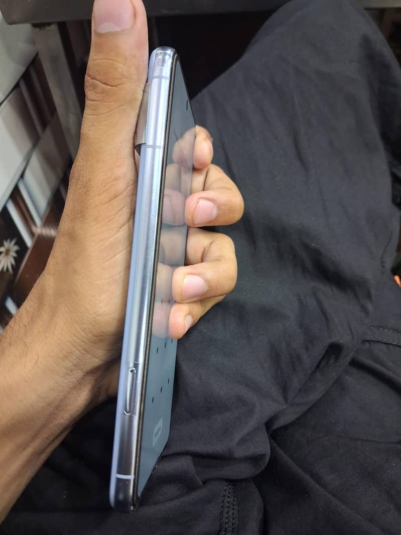 Google Pixel 8 Pro 4