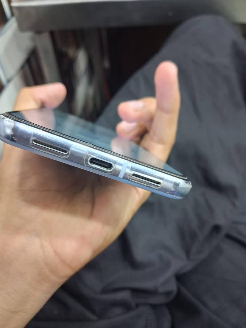 Google Pixel 8 Pro 5