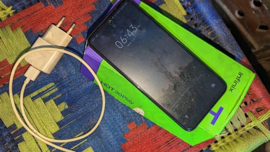 Infinix Hot 30 Play