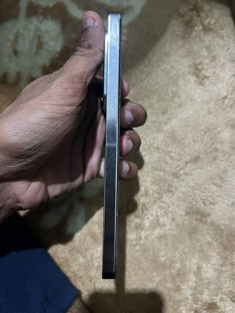 Infinix Note 40 4