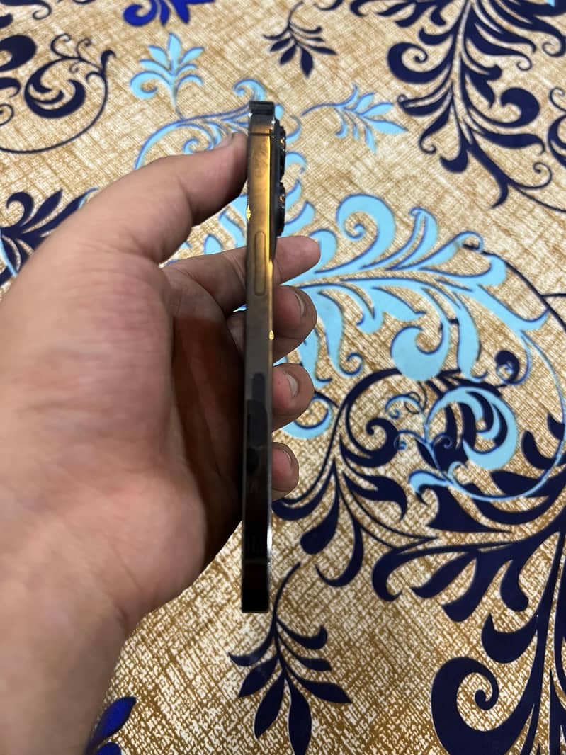 IPhone 13 Pro 2