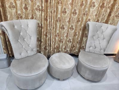 I'm selling fancy chair