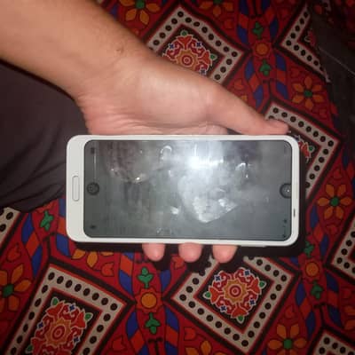 Sharp Aquos R2