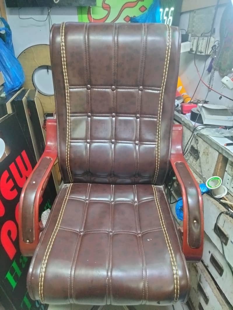 Executive chair 3