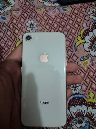. Apple iPhone 8