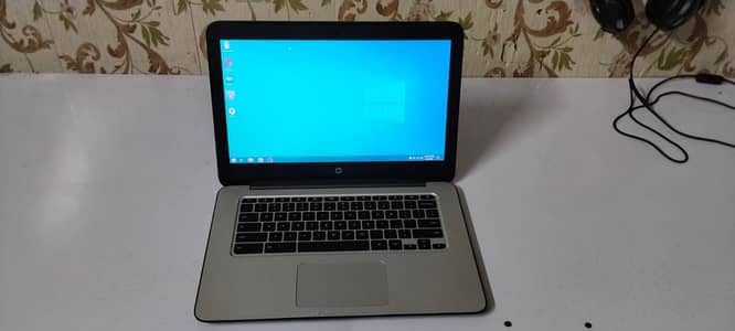 HP chroombook windows is best condition