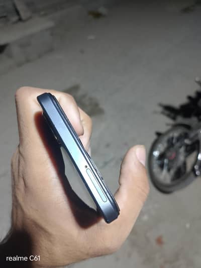 Vivo Y17s