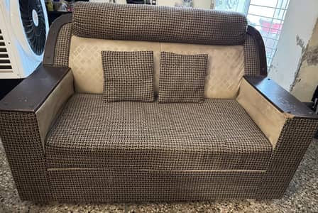 2 seater used sofa