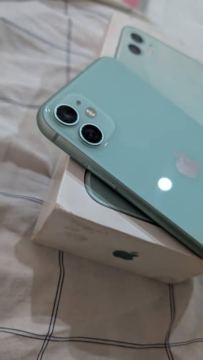 Apple iPhone 11