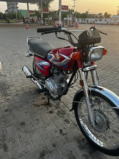 Honda CG 125 4-Stroke 2025 | 13,000 KM Driven | Excellent Condition