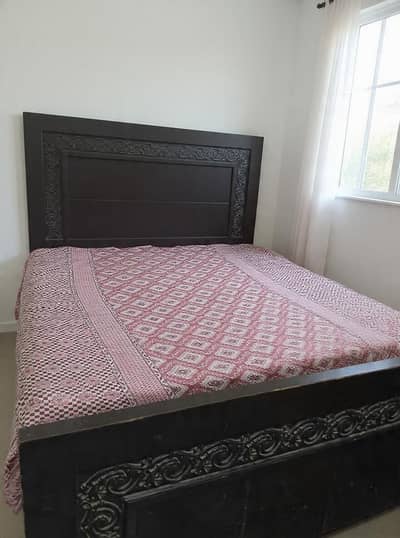 king size bed+2side table
