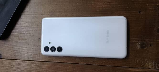 Samsung A04