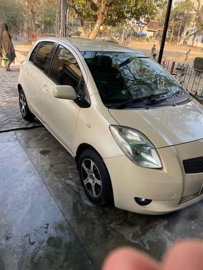 Toyota Vitz 2007