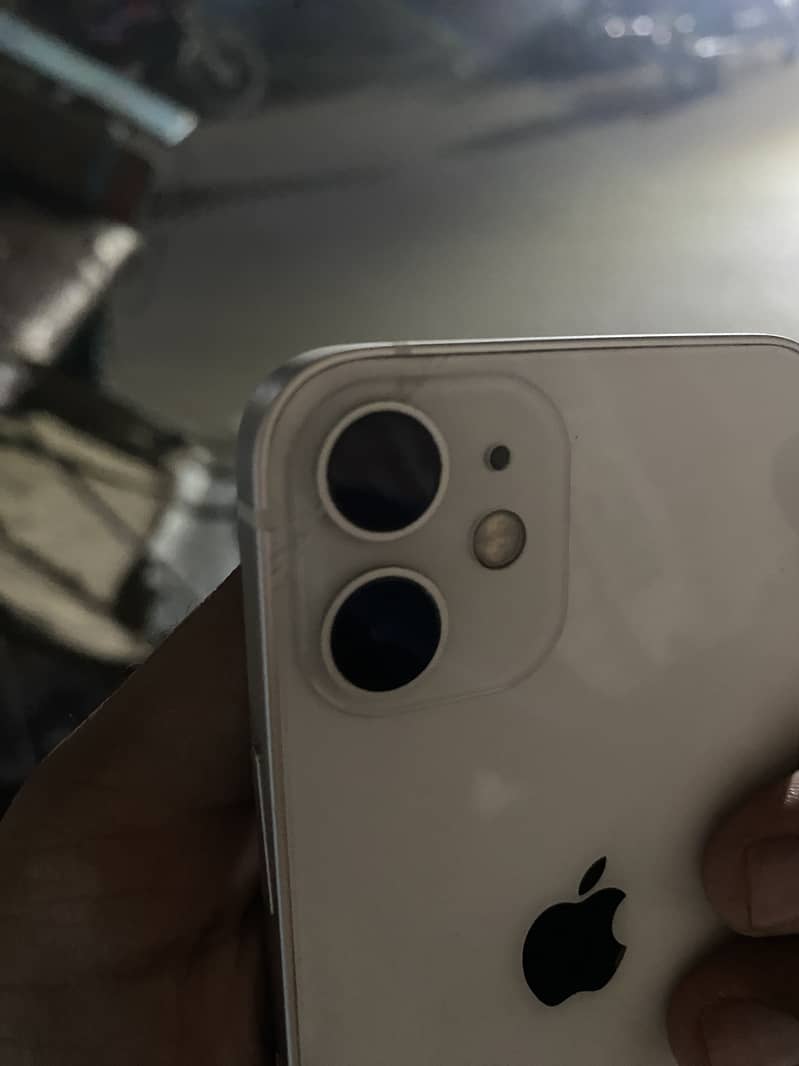 Apple iPhone 12 mini 6