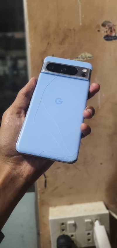 Google Pixel 8 Pro