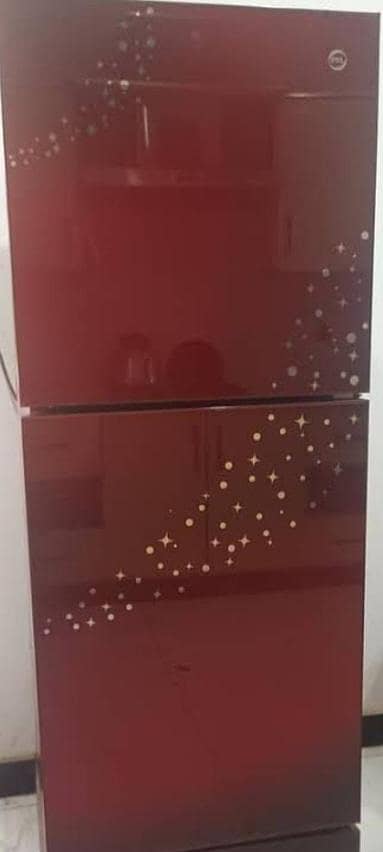 [PEL FULL SIZE REFRIGERATORS]  Hazel red blaze good condition