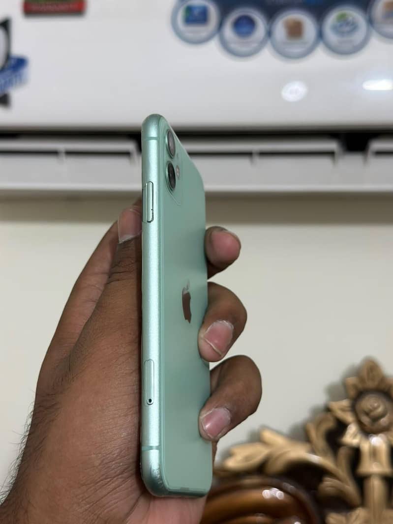 Apple iPhone 11 2