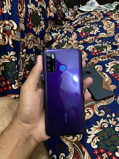 Tecno CAMON 15