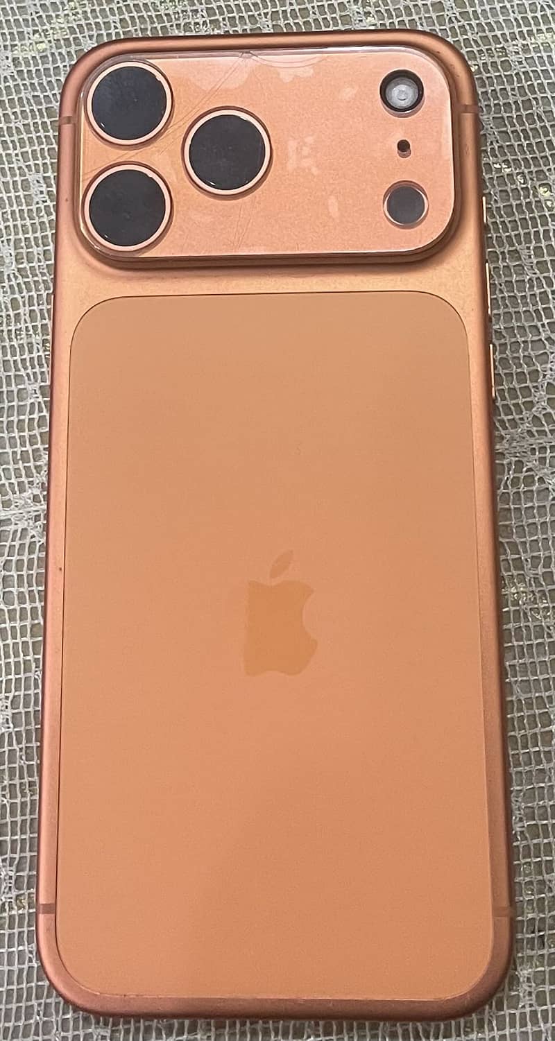 17 Pro Max 1