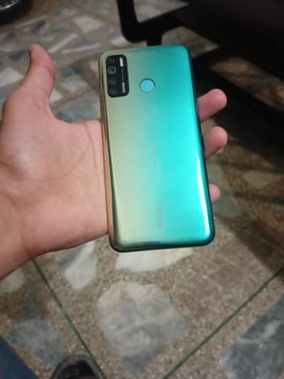Tecno CAMON 15