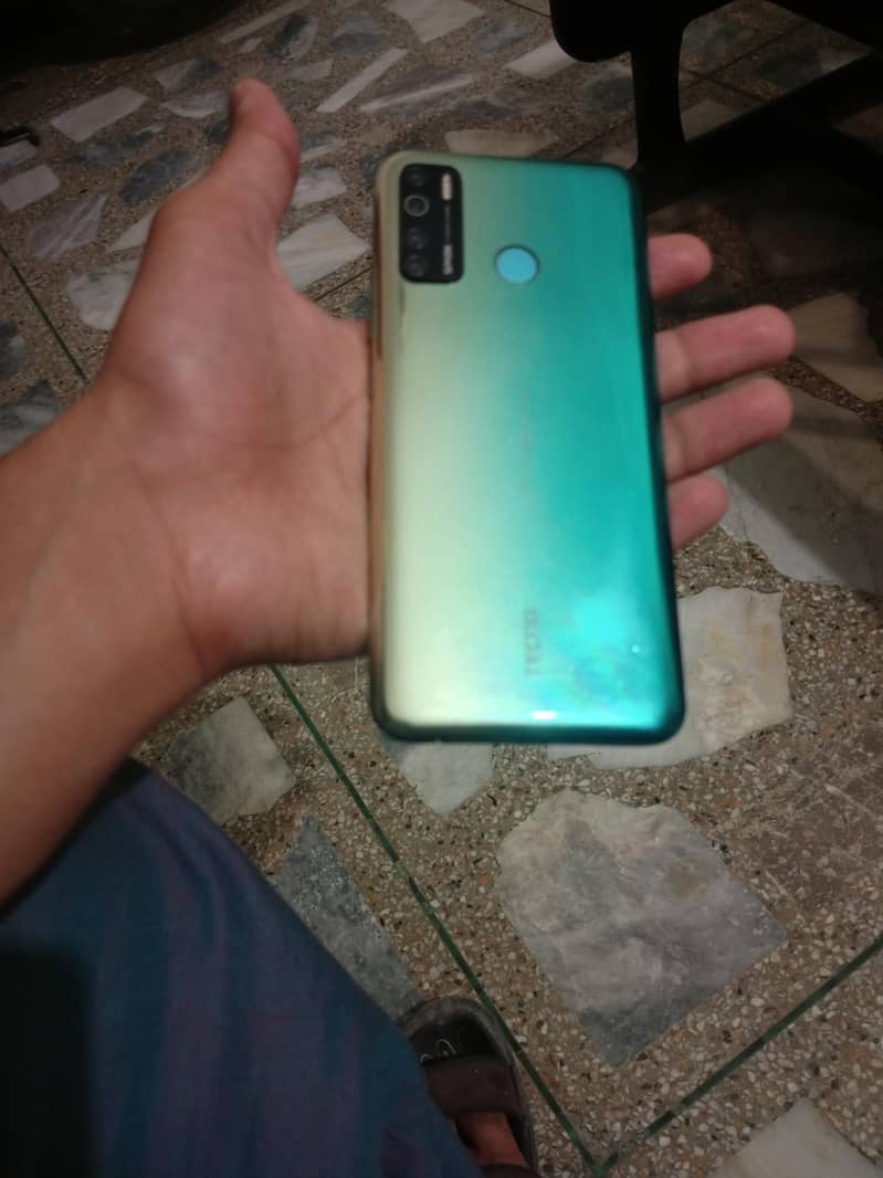 Tecno CAMON 15 7
