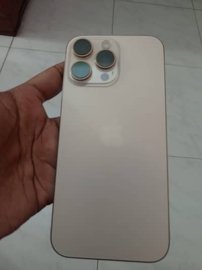 Apple iPhone 16 Pro Max