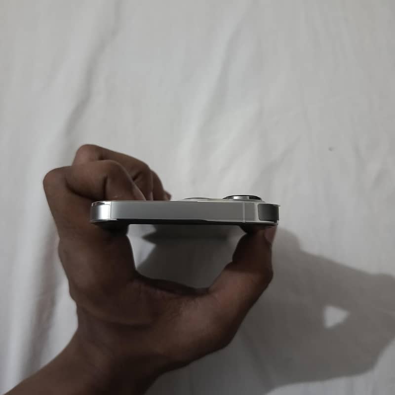 Apple iPhone 13 Pro 5