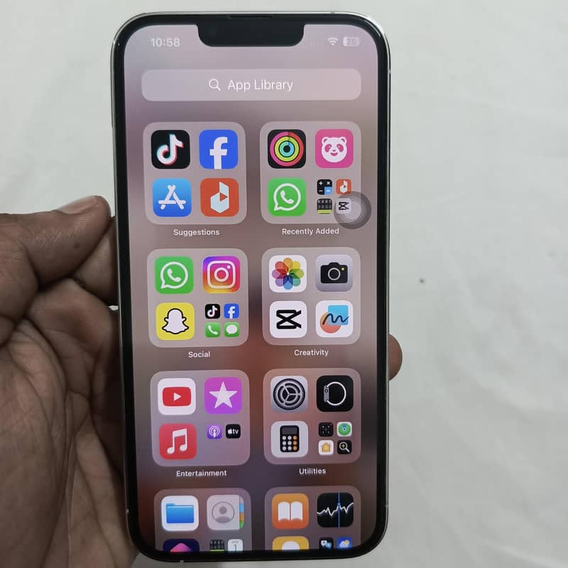 Apple iPhone 13 Pro 6
