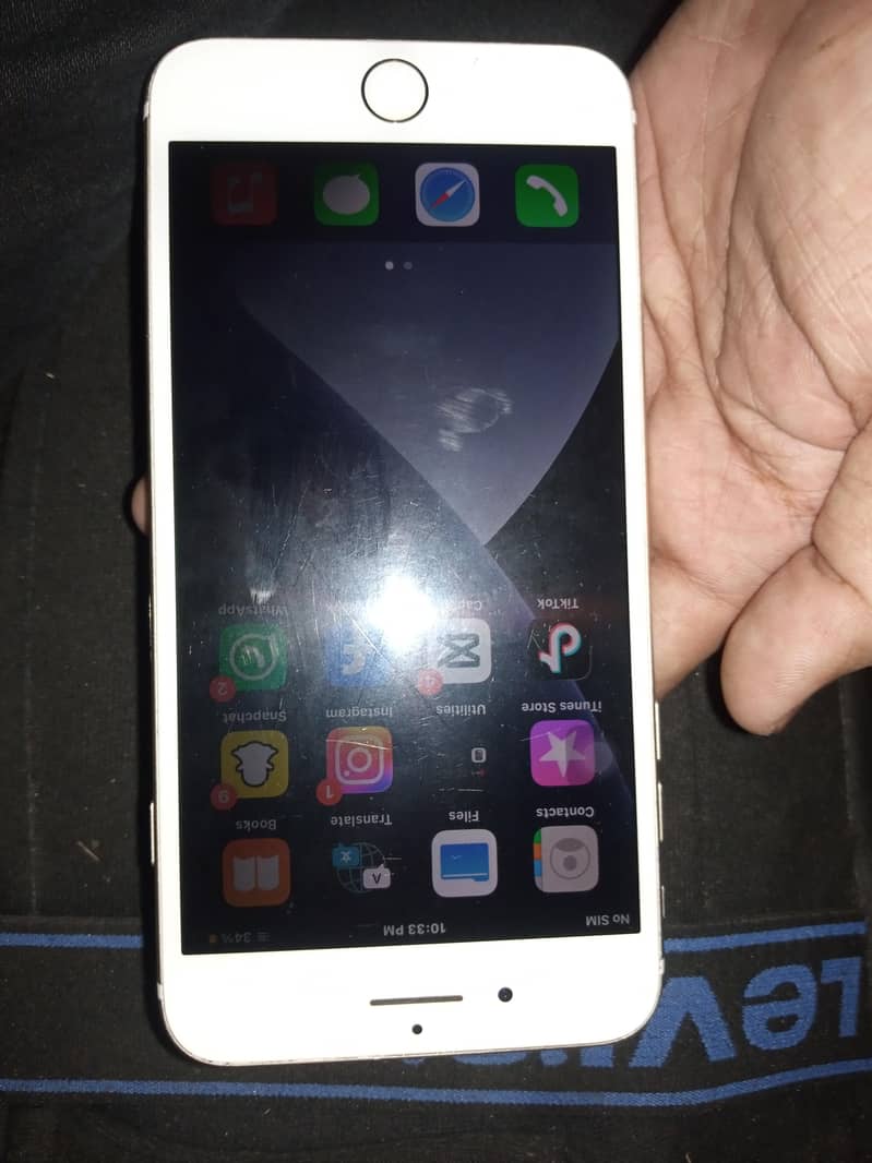 Apple iPhone 7 Plus 1