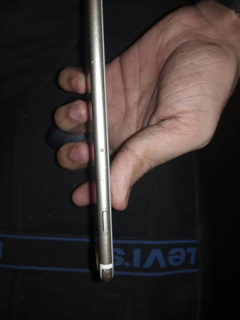 Apple iPhone 7 Plus 7