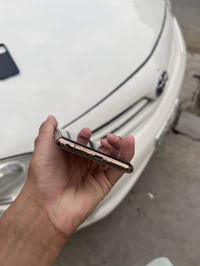 iphone 11 pro with box