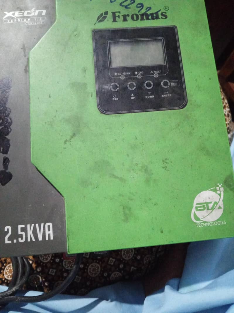 fronus 2.5KVA 24 volt 3