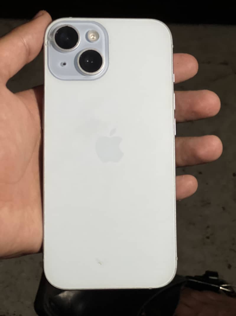 Apple iPhone 15 1