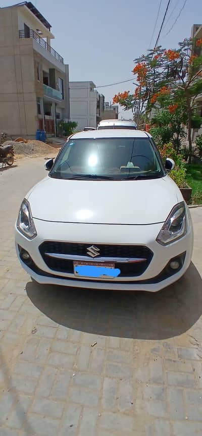 Suzuki Swift GLX CVT 2022