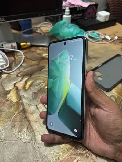 Infinix Hot 30 Play