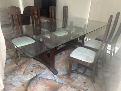8 seater dining set used