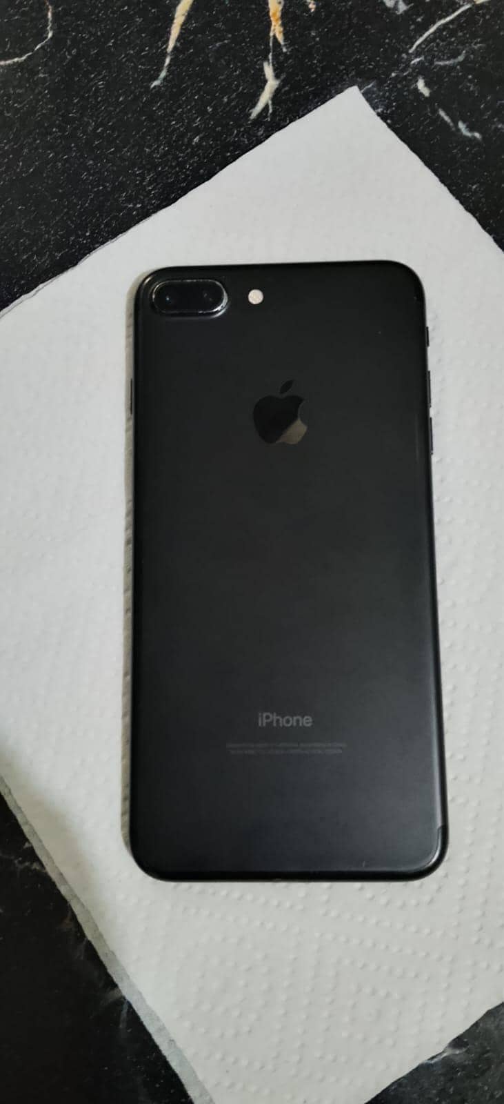 Apple iPhone 7 Plus 1