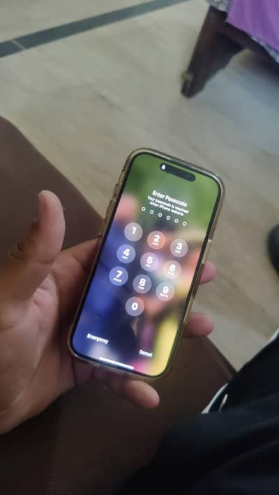 Apple iPhone 16 Pro